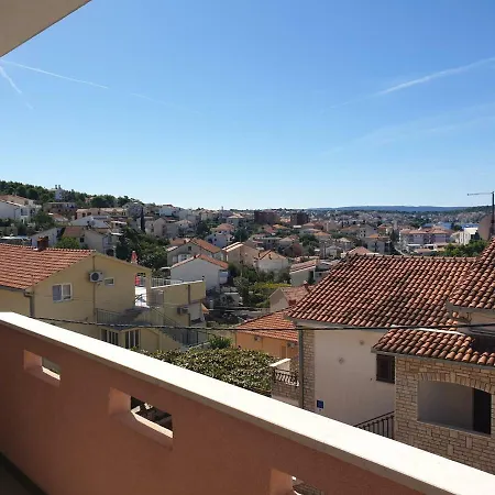 Gucanin Appartement *